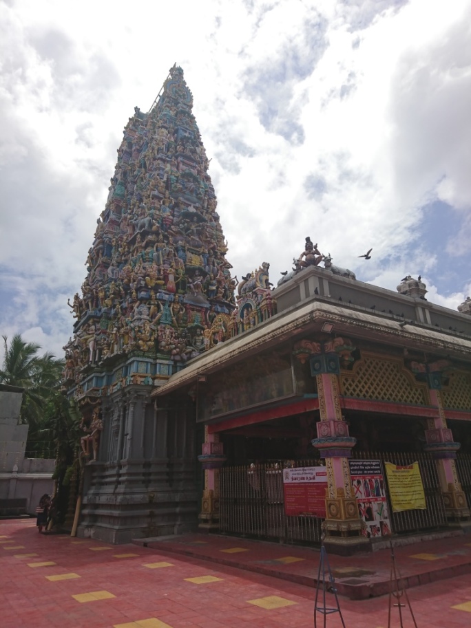 Manikka-Vinayagar-Temple-1