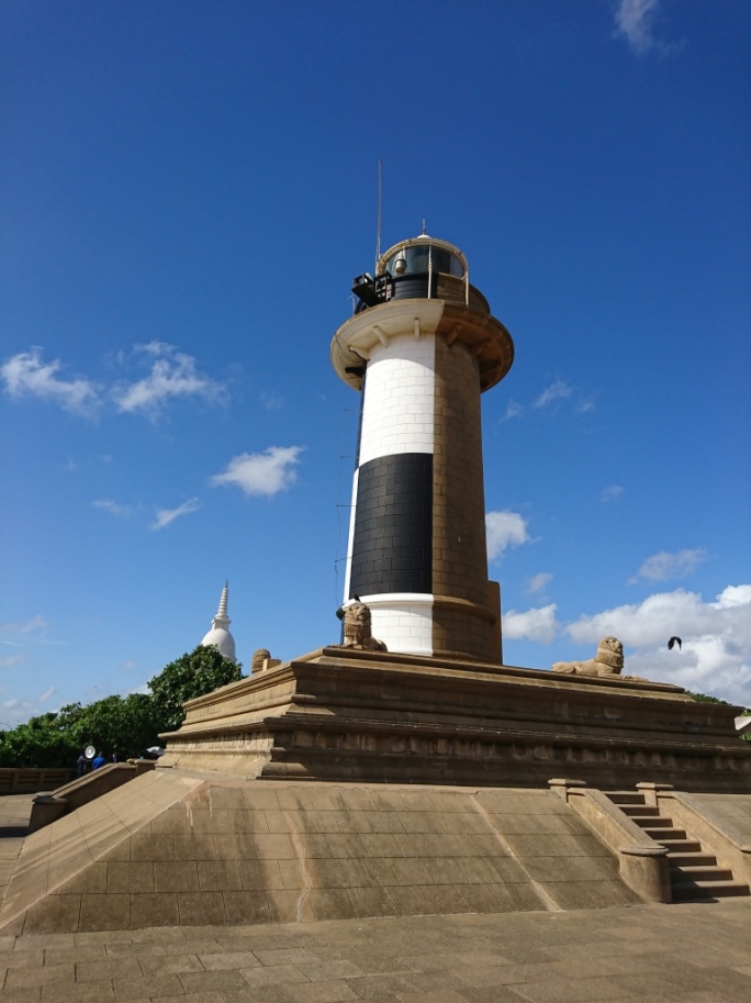 The-Colombo-Lighthouse-2